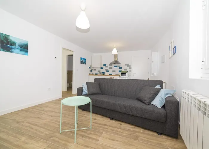 Apartamentos Turisticos Praia De Seselle, Terraza Y Jardin A Un Paso De La Playa